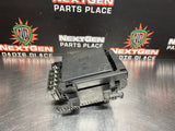 2018 CAMARO SS FUSE BOX WITH COVER AND BRACKET OEM 84315889 #938