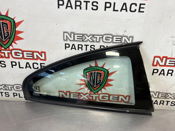 04-06 PONTIAC GTO RH PASSENGER SIDE QUARTER PANEL WINDOW OEM #3799