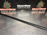 04-06 PONTIAC GTO PASSENGER SIDE RH DOOR TO WINDOW WEATHER STRIP SEAL OEM #1269