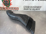 97 - 04 C5 CORVETTE PASSENGER SIDE FRONT BRAKE COOLING DUCT RH OEM 10295977 #581