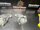 09-15 CTS-V LH AND RH MOTOR MOUNT BRACKETS OEM #1305