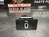 2016 FORD MUSTANG CENTER CONSOLE USB AUX PORT GR3T-14F014-AA OEM #1532