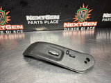 05-13 C6 CORVETTE RH PASSENGER SEAT BEZEL WITH LUMBAR AND 6 WAY SWITCH OEM #998