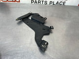 97 - 04 C5 CORVETTE LH DRIVER SIDE HEADLIGHT BRACKET OEM 16523681 #557