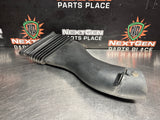 97 - 04 C5 CORVETTE RH PASSENGER SIDE FRONT BRAKE COOLING DUCT RH OEM 10295977 #1150