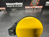 2005 PONTIAC GTO FUEL GAS DOOR ASSEMBLY YELLOW OEM 92119899 #1269