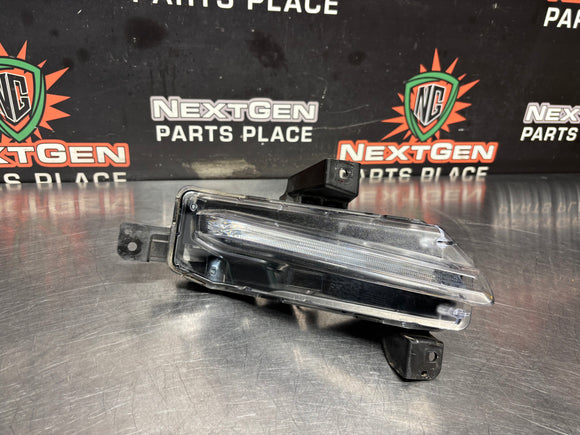 2019 CAMARO SS RH PASSENGER FRONT DAYTIME RUNNING  LIGHT OEM 84756154 #1126