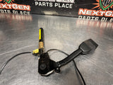 04-06 PONTIAC GTO RH PASSENGER FRONT SEAT BELT PRE TENSIONER BUCKLE OEM #1167
