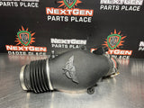 97-04 C5 CORVETTE AIR INTAKE BRIDGE WITH MAF OEM 25179366 #797