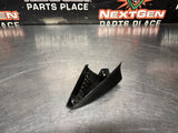04-06 GTO DRIVER LH SIDE DOOR PANEL MIRROR VENT TRIM OEM 92091112 #1306
