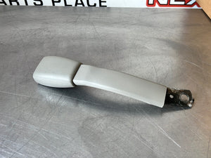 1997-2004 C5 CORVETTE SEAT BELT RECEIVER RH SHALE OEM #VV667