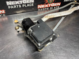97-04 C5 CORVETTE WINDSHIELD WIPER ARM LINKAGE MOTOR ASSEMBLY #1303