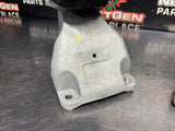 09-15 CTS-V LH AND RH MOTOR MOUNT BRACKETS OEM #1592