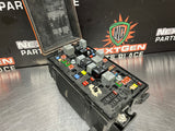 2010 CAMARO SS FUSE BOX ENGINE BAY OEM 92238272 #999