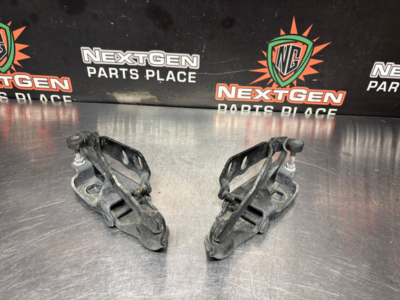 97-04 CORVETTE C5 HOOD HINGES OEM #1150