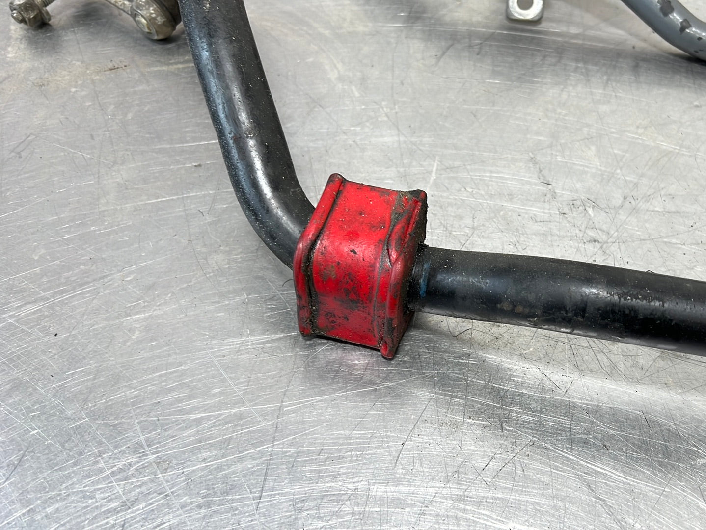 2005 C6 CORVETTE Z51 MODEL SWAY BARS FRONT AND REAR 10339124 USED OEM NextGenPartsPlace