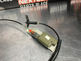 04 - 06 PONTIAC GTO FUEL DOOR RELEASE ASSEMBLY 92210031 #987