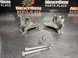 14-19 C7 CORVETTE Z51 FRONT SWAY BAR BRACKETS WITH HARDWARE OEM #1604