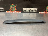 04 -06 PONTIAC GTO EXTERIOR B PILLAR WINDOW TRIM LH SIDE 92093111 OEM #1043