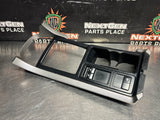 2006 PONTIAC GTO CENTER CONSOLE SHIFTER BEZEL TRIM PANEL OEM 92166193 #1522
