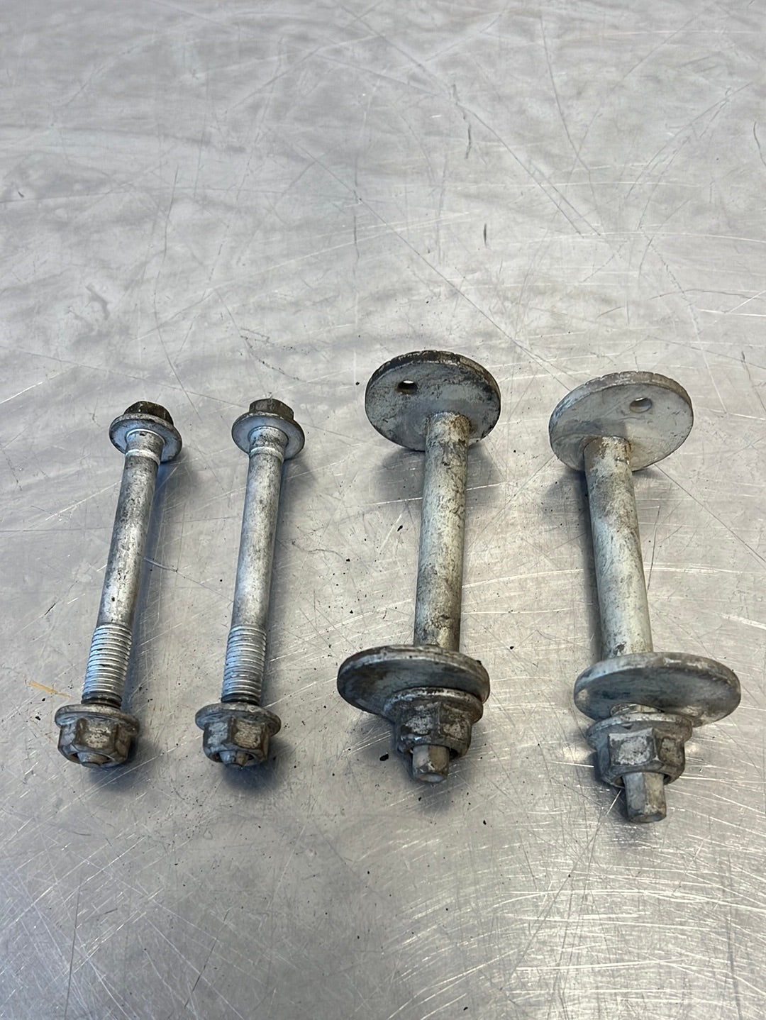 97-04 C5 CORVETTE REAR LOWER CONTROL ARM BOLTS OEM – NextGenPartsPlace