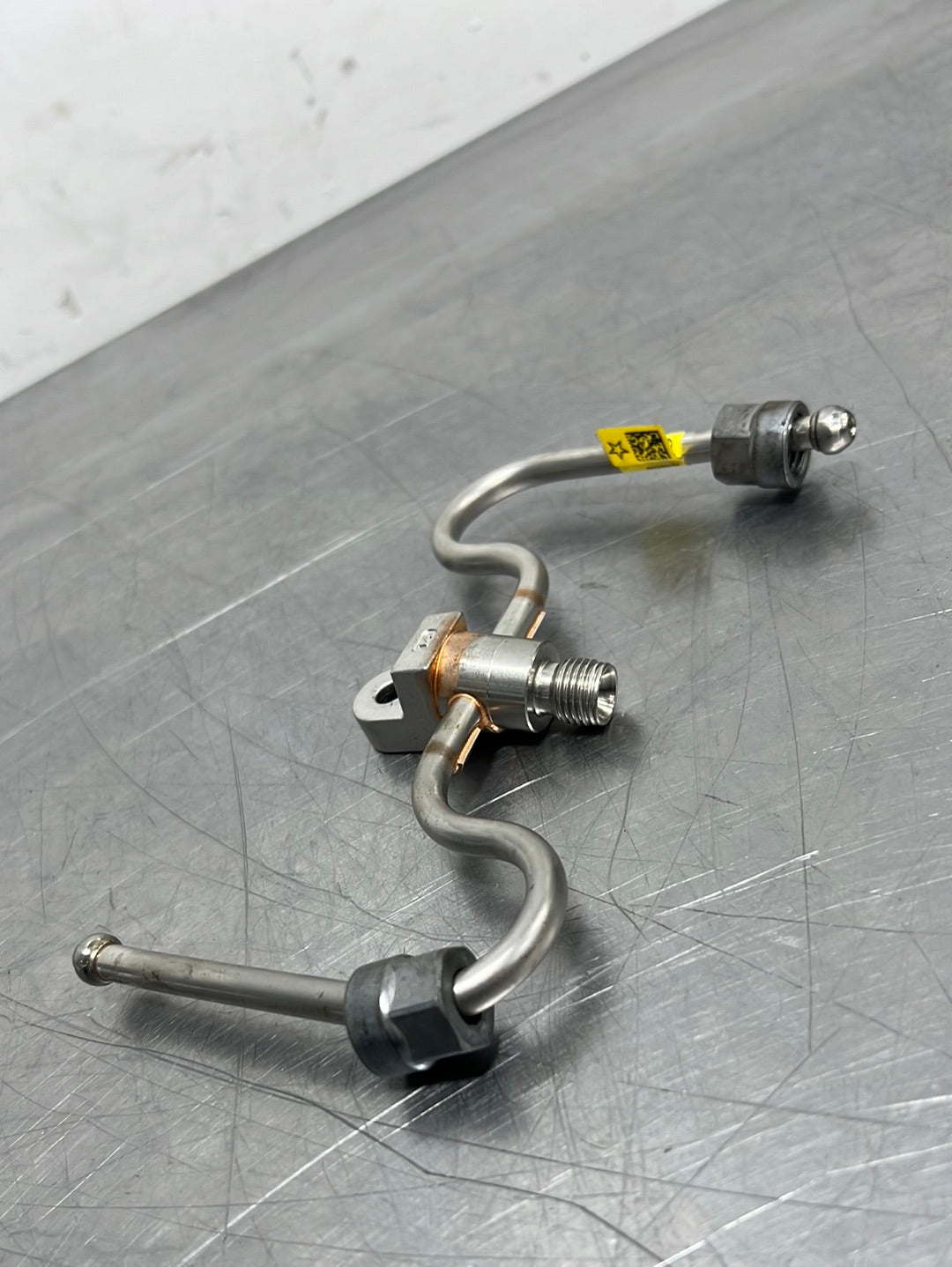 Cross Over Fuel Rails GEN V LT1 ENGINE FUEL RAIL CROSSOVER TUBE 12677002 OEM #C87 ...
