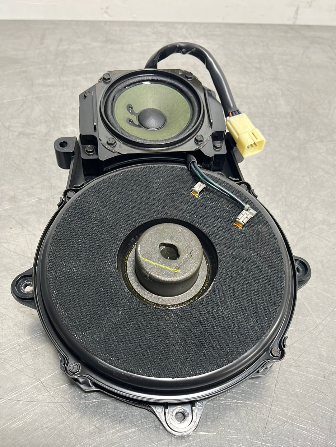 97-04 C5 CORVETTE BOSE FRONT DOOR SPEAKER ASSEMBLY OEM 10290826