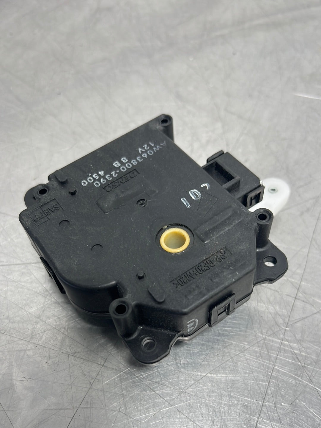 2019 CAMARO SS DENSO HVAC AC AIR MIX BLEND DOOR ACTUATOR AW063800