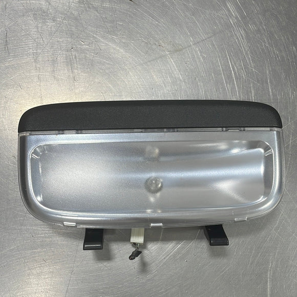 08-09 PONTIAC G8 DOME LIGHT OEM