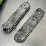 GM OEM GEN III LS VALVE COVER SET USED 12561821 12561823