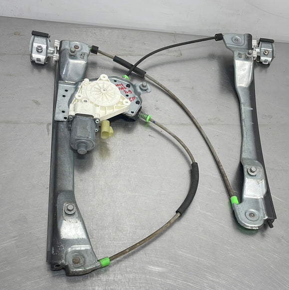 08-09 PONTIAC G8 PASSENGER SIDE FRONT WINDOW REGULATOR