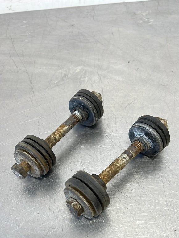 97-04 C5 CORVETTE REAR LEAF BUSHINGS AND BOLTS OEM – NextGenPartsPlace